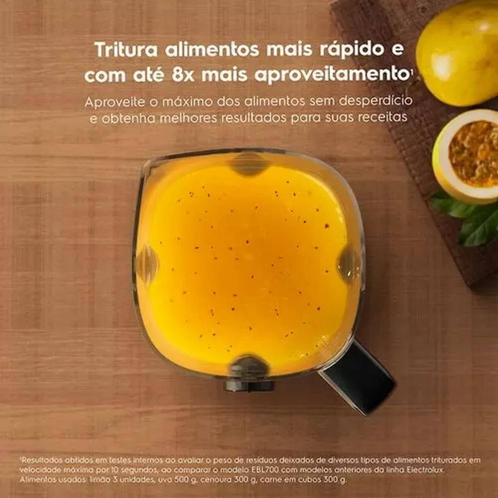 LIQUIDIFICADOR ELECTROLUX EBL700 EFFICIENT TRIFORCE 3 VELOCIDADES 2,7L 600W PRETO 220V