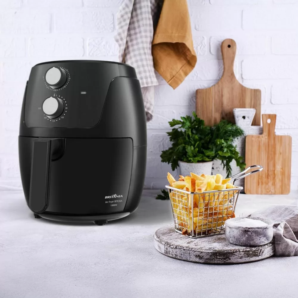 FRITADEIRA ELÉTRICA BRITÂNIA AIR FRYER BFR36A 4,2L 1500W PRETO 220V